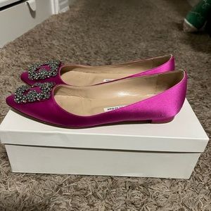 Manolo Blahnik Pink Satin Hangisi Flat